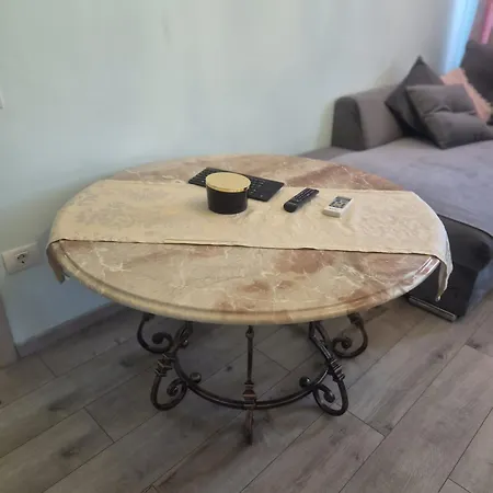 Stephen Apartman Konstanca